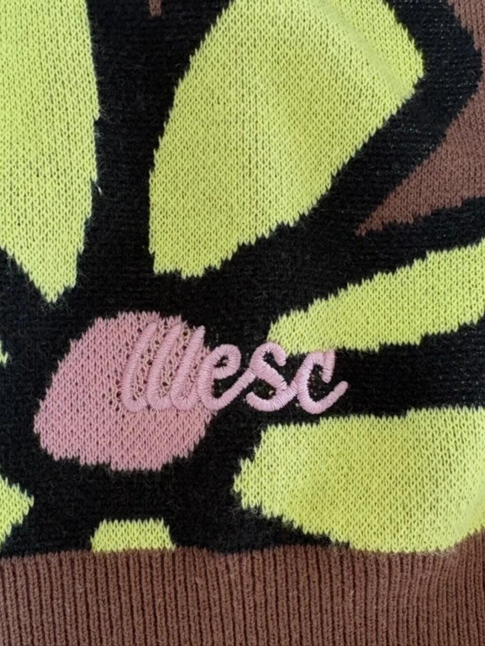 NWT Unisex WESC Brown Button-Up Floral Knit Polo with Yellow & Pink Accents - Picture 4 of 10